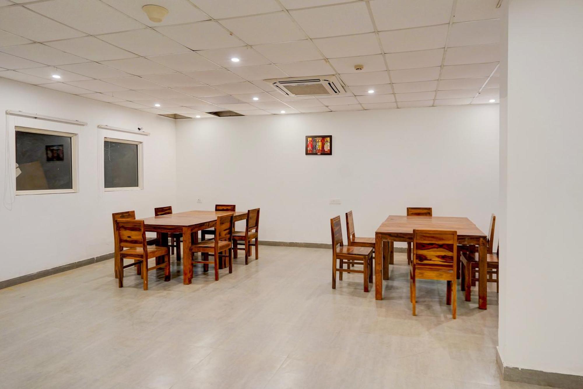 Townhouse Delight Inn Gurgaon Eksteriør bilde
