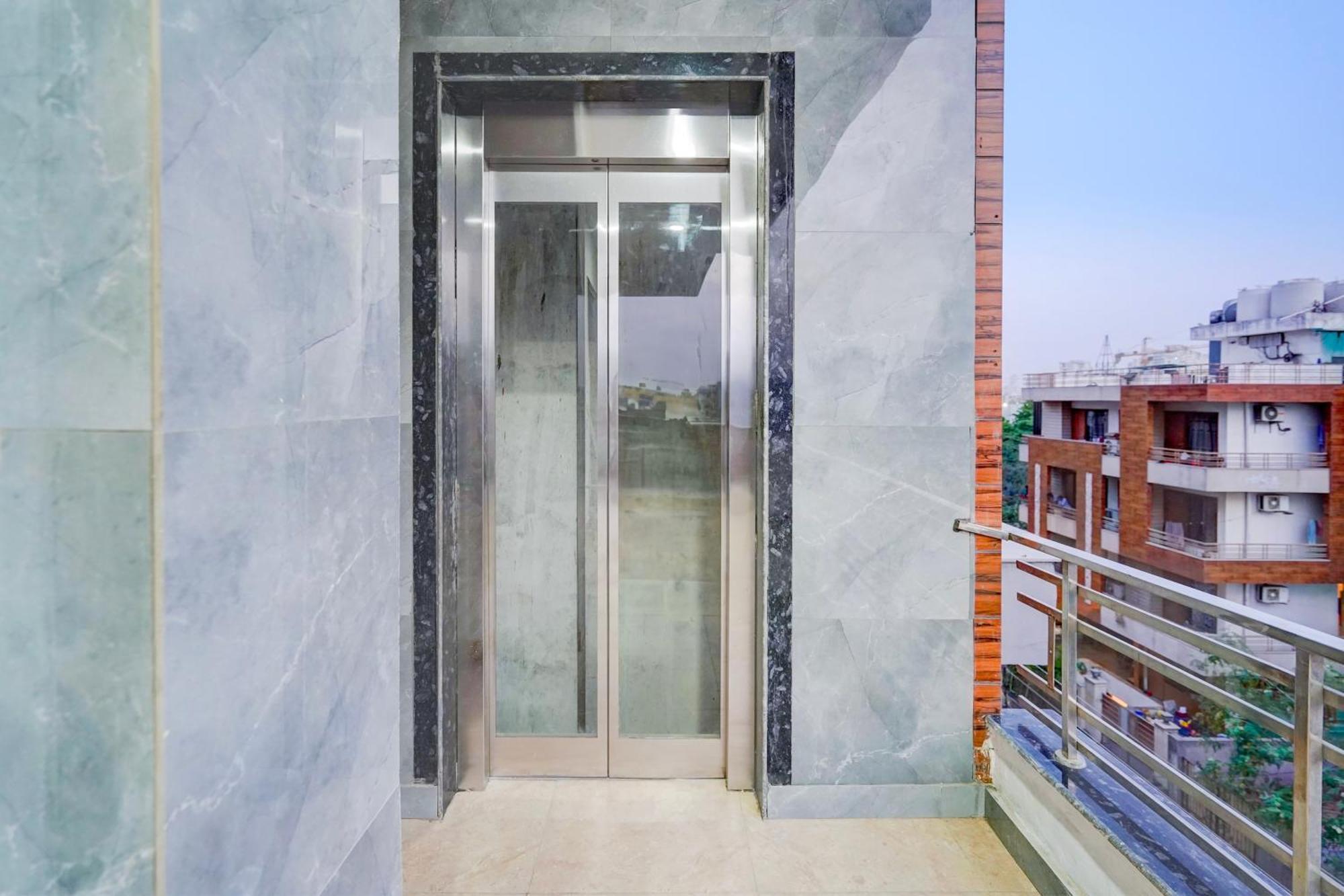Townhouse Delight Inn Gurgaon Eksteriør bilde