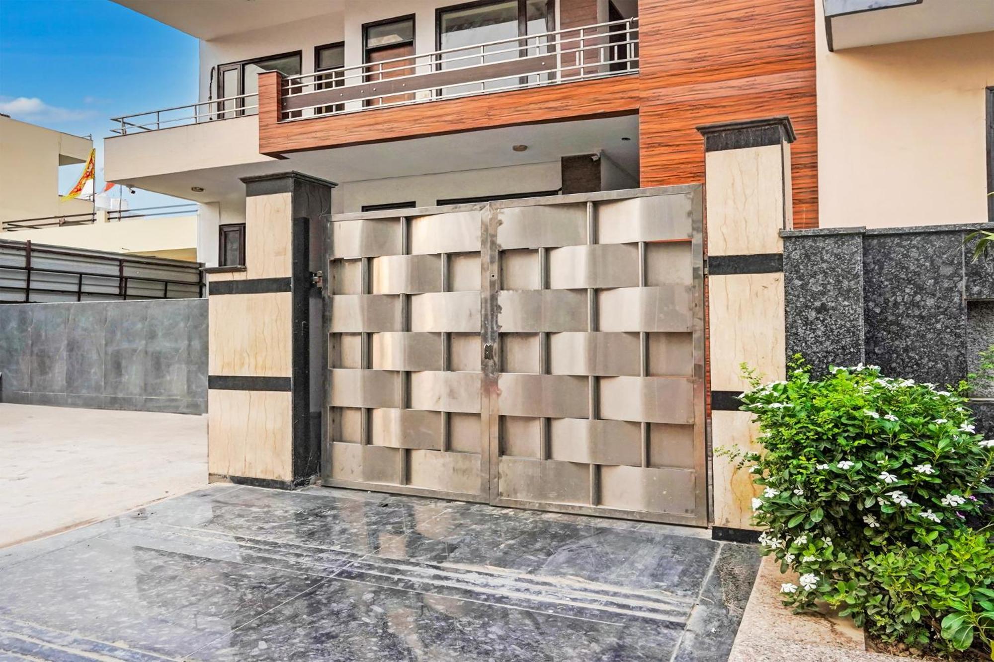 Townhouse Delight Inn Gurgaon Eksteriør bilde